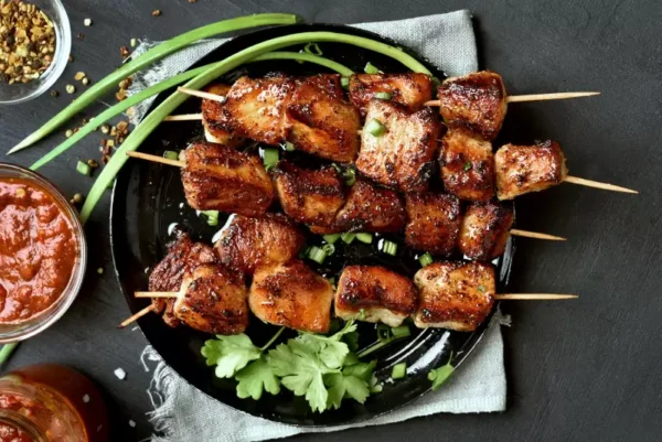 brochette porc mariné